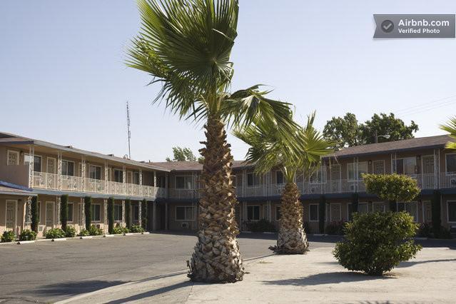 Holiday Motel - Φρέσνο Εξωτερικό φωτογραφία